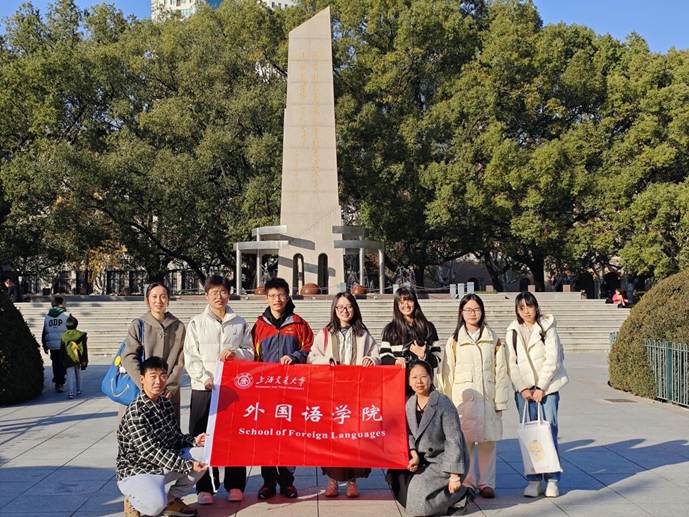 融通中外学贯文理 承扬精神矢志报国——beat365在线唯一官网2025级本研新生参观徐汇校区